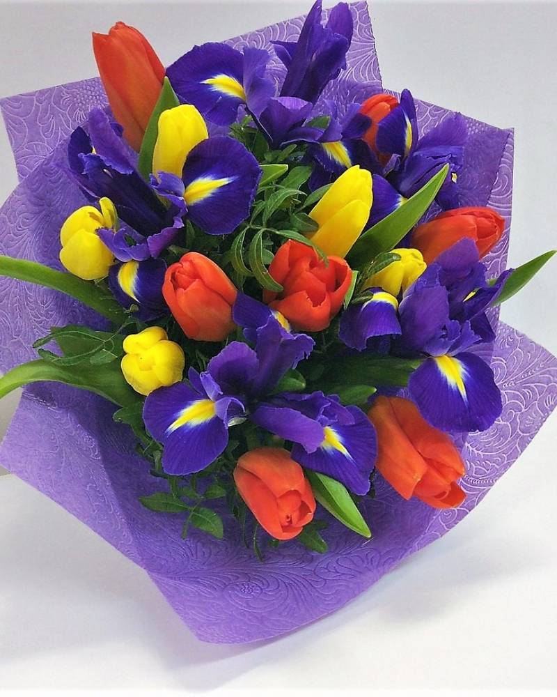 Букет «Весенний контраст»